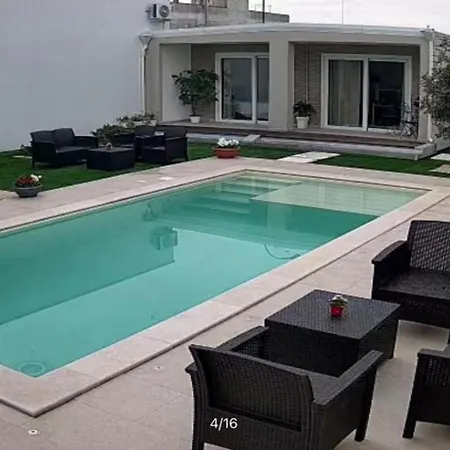 Pietrazzurra Villa *